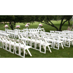 White Foldable Chair (rent) White Foldable Chair (rent)