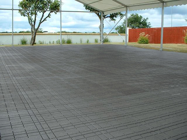 Plastic flooring (rent)