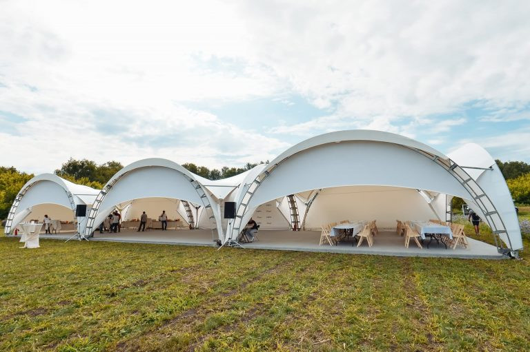 Arch Tent (rent)