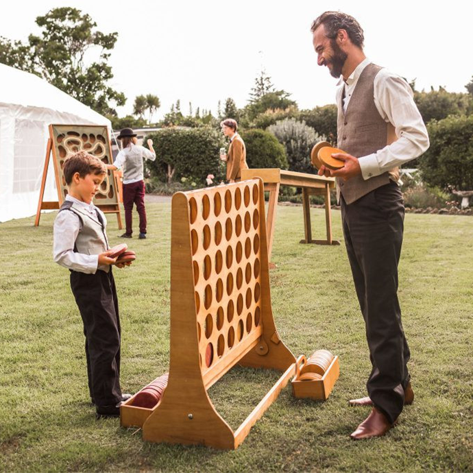Outdoor games rent - Mega 4 in row
