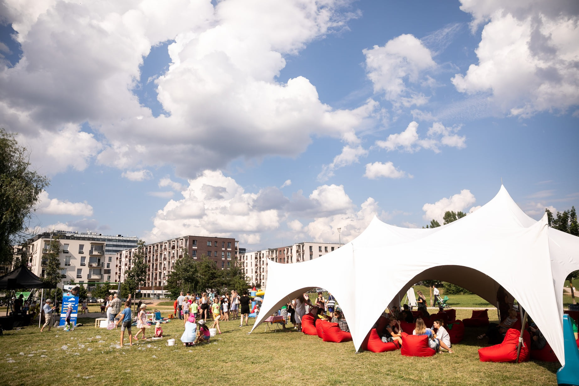 Crown Pavilion L (rent)